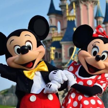 Studio Proche Disney Et Paris Noisy-le-Grand Buitenkant foto